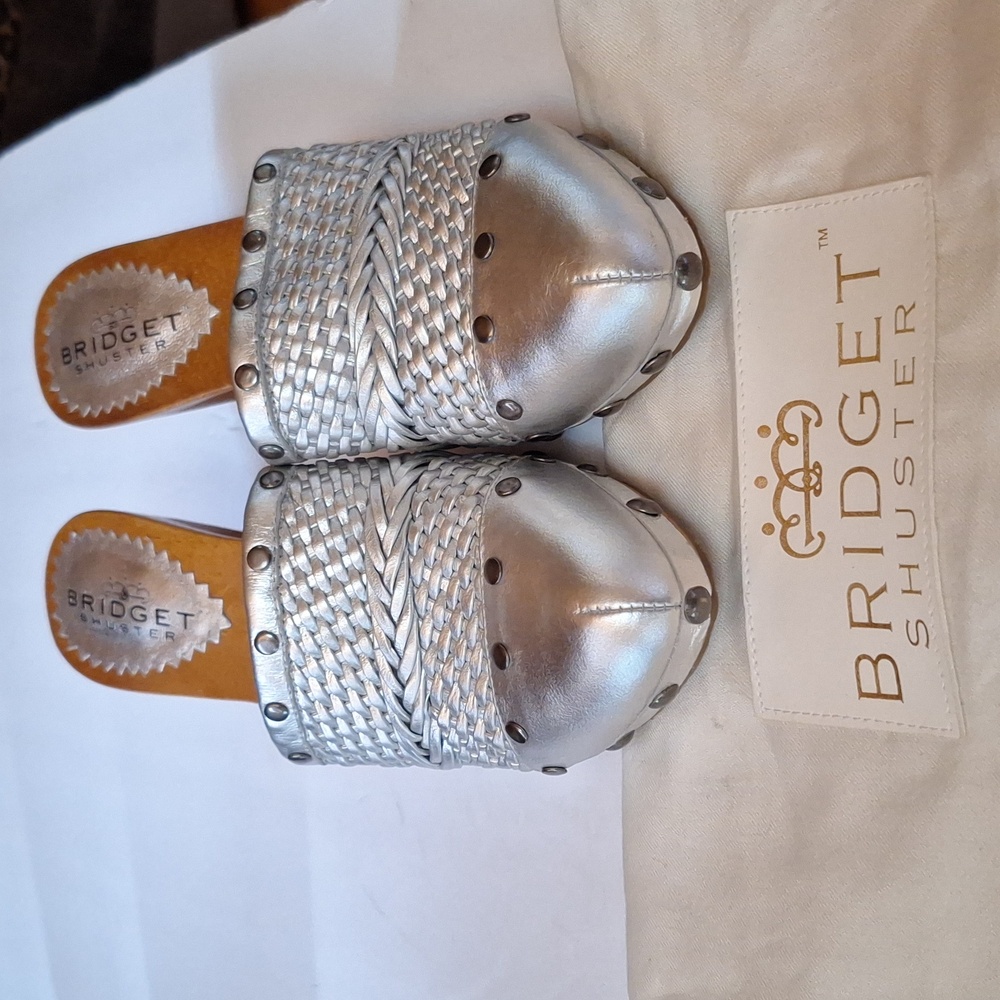 Bridget shuster wooden clog size 7 1/2 silver comes with dust bag